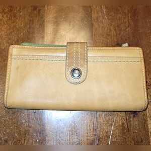 Fossil Leather Wallet Brown, Green and Floral.